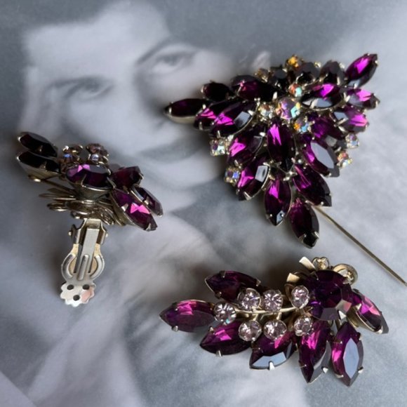 JULIANA D&E Vintage Rhinestone Demi Parure Brooch & Earring Set Amethyst - Picture 13 of 13